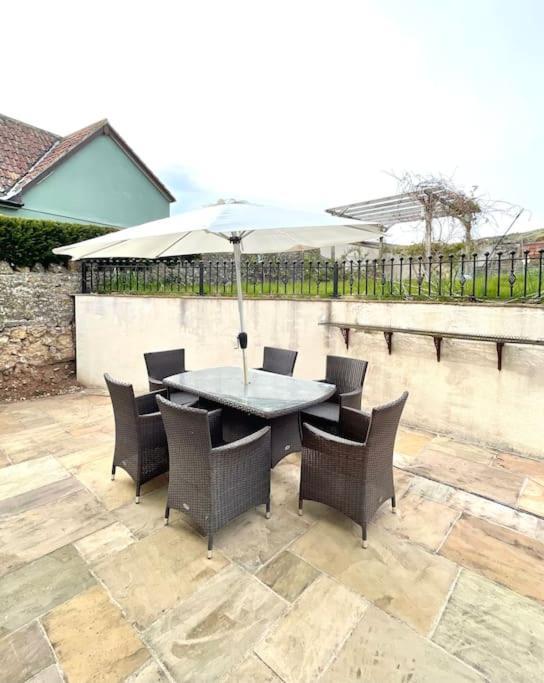 Modern And Cosy 4 Bedroom Home In The Mendip Hills, North Somerset Axbridge Exterior foto